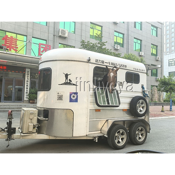 哈尔滨运马车