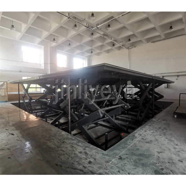 哈尔滨建筑大学配套设备（多组平台可分别升降、可同时升降）